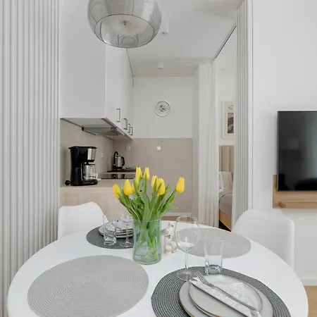 Baltic Marina With Balcony & Pet Friendly By Renters Lägenhet